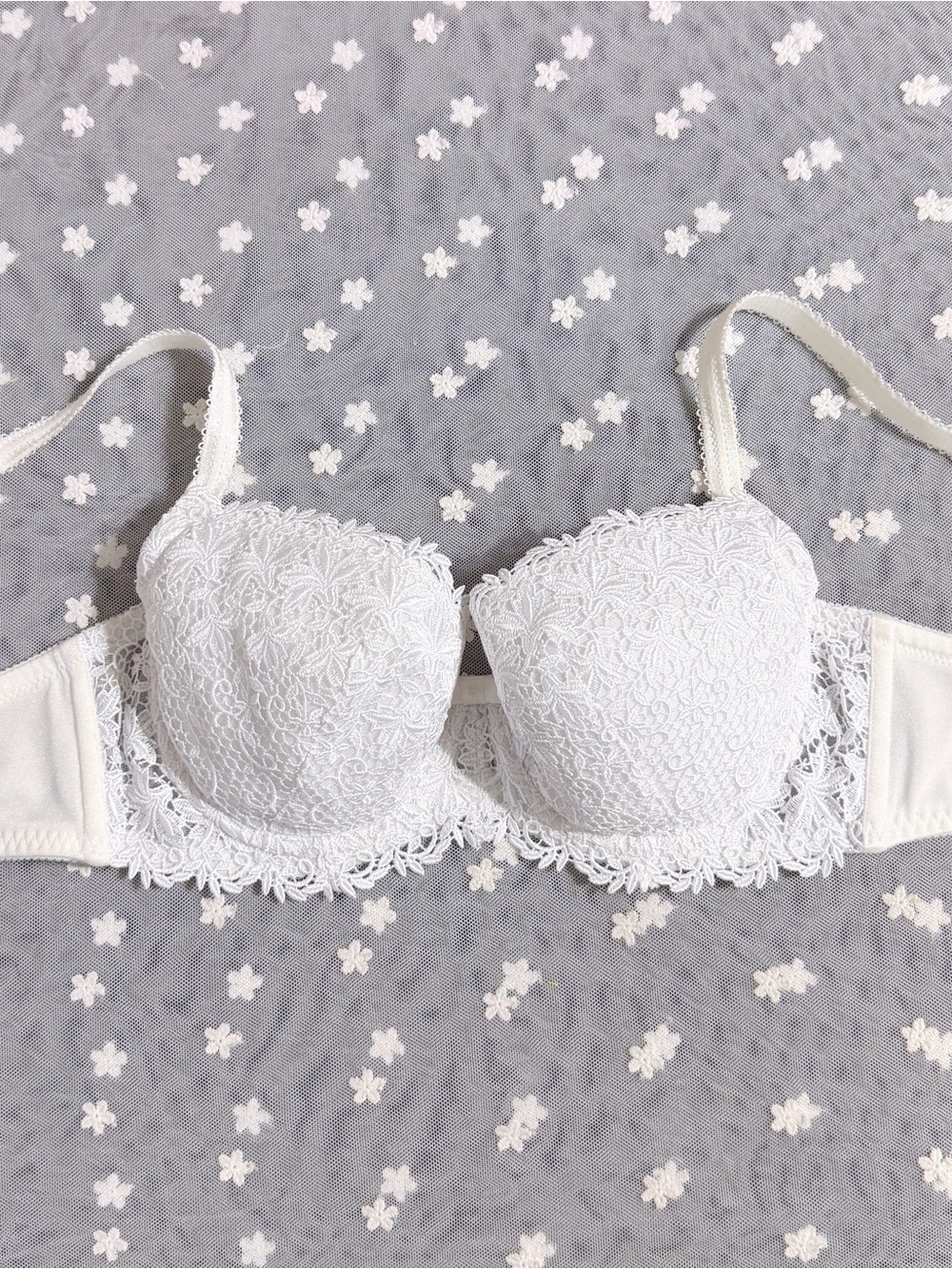 US-34B/JP-D75 Japanese Brand Gorgeous Floral Embroidery Satin Bow Push Up Bra